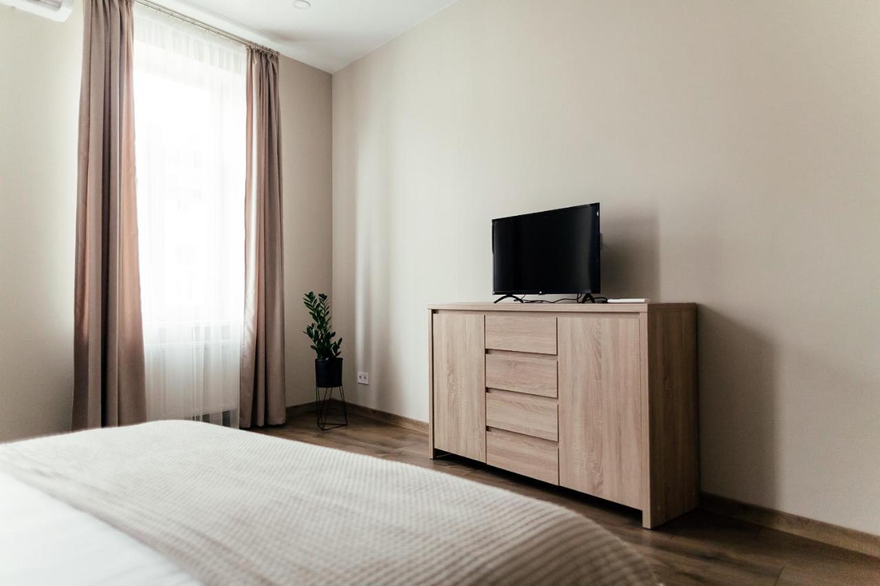 Lara Apartament 3 Apartment Lviv Bagian luar foto